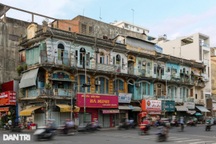 TPHCM di dời khẩn cấp người dân để tháo dỡ chung cư chờ sập