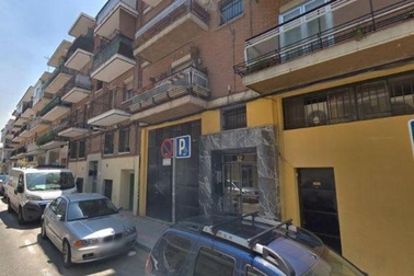 Kinh hoàng phát hiện người đàn ông sống với xác chết phân hủy suốt 1 năm trời