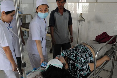 Hít phải khí gas, 33 công nhân nhập viện cấp cứu