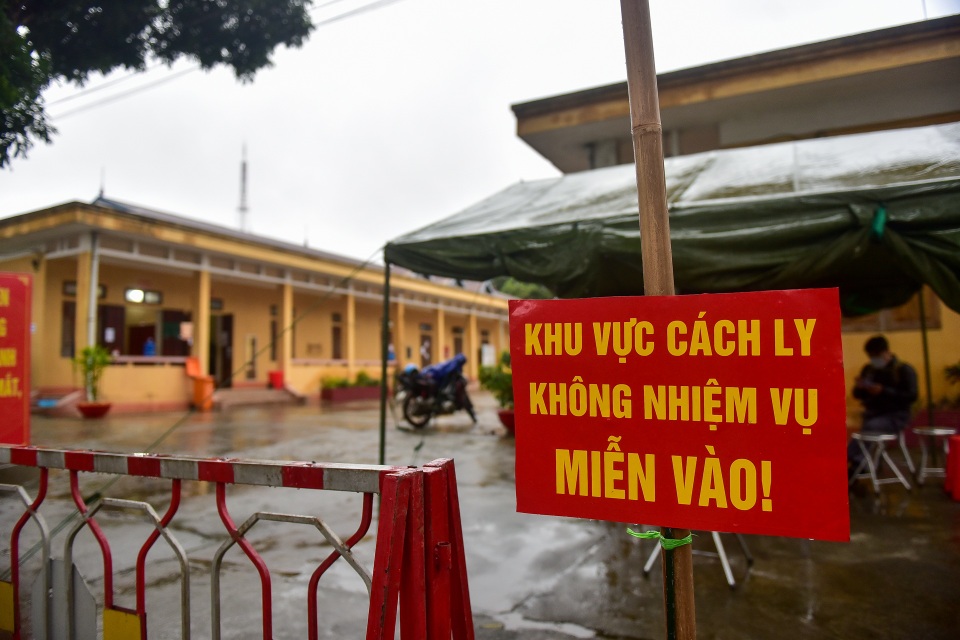 Gần 5.000 người tiếp xúc gần, từ vùng dịch được theo dõi phòng Covid-19 - 1 Gần 5.000 người tiếp xúc gần, từ vùng dịch được theo dõi phòng Covid-19 - 1