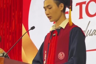 Nam sinh xuất sắc ĐH Bách khoa Hà Nội và bài phát biểu về bố mẹ xúc động