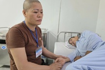 Vợ ung thư vú chăm chồng mắc 2 bệnh ung thư trong cảnh khốn cùng