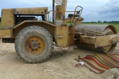 Xe lu cán chết một công nhân