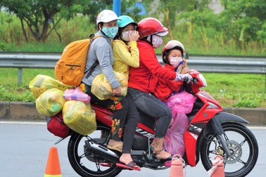 Chốt phương án đi lại bằng xe cá nhân giữa TPHCM và 4 tỉnh lân cận