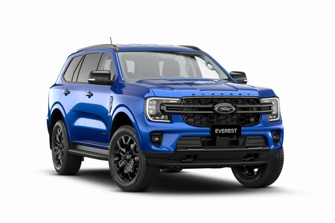 Ford Everest thế hệ mới 2023 ra mắt, tăng áp lực cạnh tranh lên Fortuner - 10 Ford Everest thế hệ mới 2023 ra mắt, tăng áp lực cạnh tranh lên Fortuner - 10