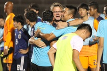 HLV Philippe Troussier: “U19 Việt Nam hoàn thành mục tiêu trước U19 Nhật Bản”