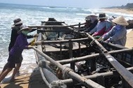 16,2 triệu người thuộc hộ nghèo, vùng bãi ngang, ven biển được dùng thẻ BHYT cũ tới 30/6/2016