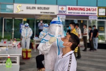 Nhiều F0 đi qua sân bay Đà Nẵng, xét nghiệm Covid-19 hơn 2.000 nhân viên