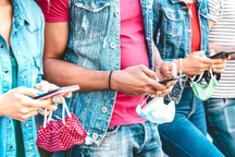 Gen Z coi mạng xã hội là nơi duy nhất để được là chính mình