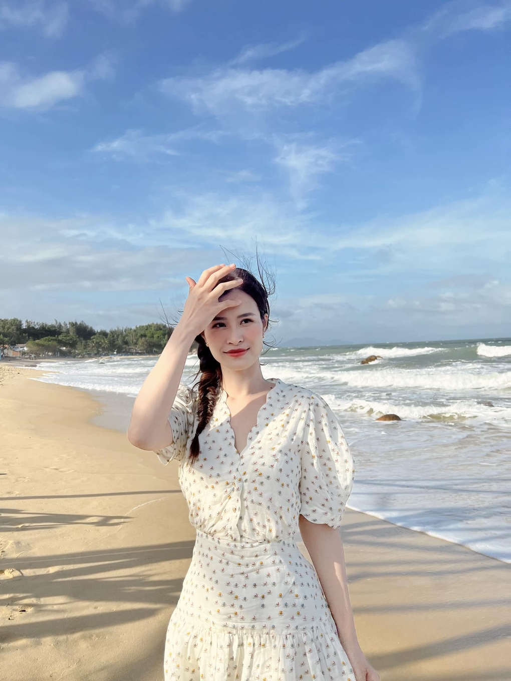 Sắc vóc gợi cảm của hội bạn thân toàn mỹ nhân đình đám showbiz Việt - 12 Sắc vóc gợi cảm của hội bạn thân toàn mỹ nhân đình đám showbiz Việt - 12
