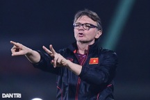 U23 Việt Nam và buổi tập lạ dưới thời HLV Troussier