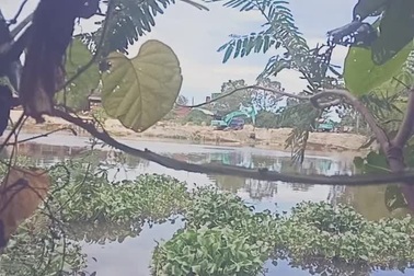 Bến cát hoạt động không phép ở Điện Bàn