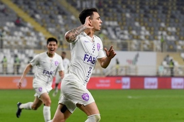 Đội tuyển UAE đón tin sốc khi tiền đạo nhập tịch nhiễm Covid-19