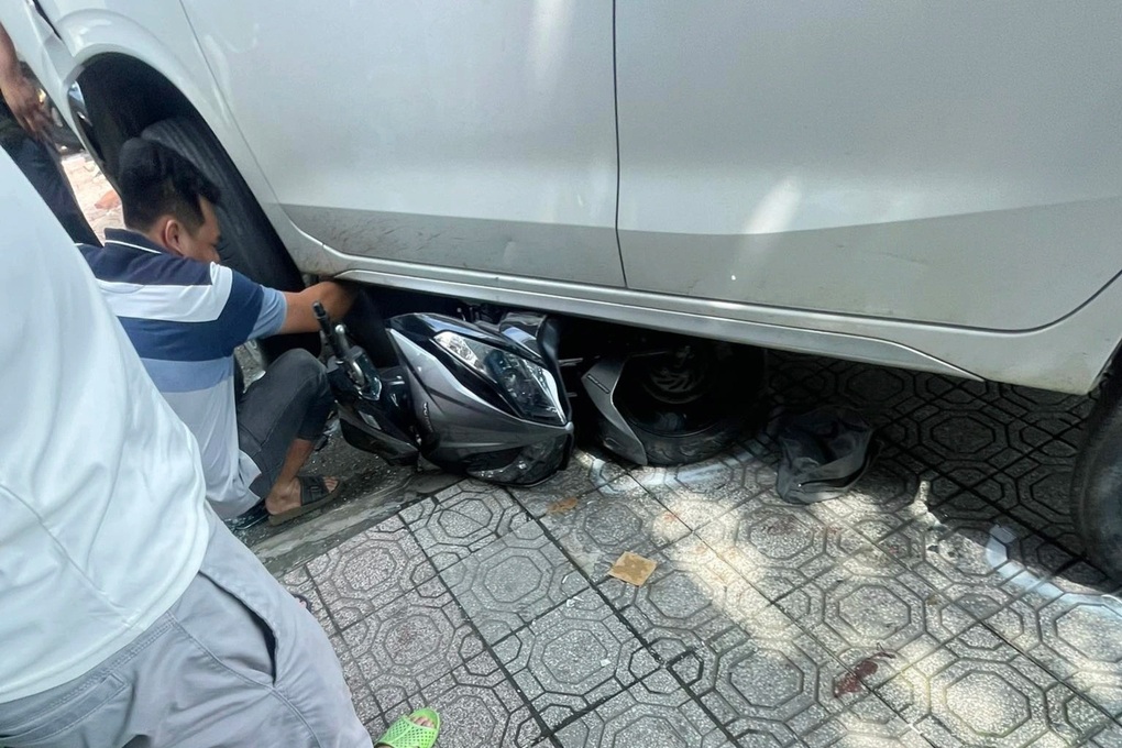Phát hiện nhiều vỏ đạn sau vụ ẩu đả ở TP Biên Hòa - 1 Phát hiện nhiều vỏ đạn sau vụ ẩu đả ở TP Biên Hòa - 1