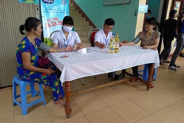 Quảng Bình: Trên 2.700 người dân được khám, tư vấn sức khỏe tim mạch miễn phí