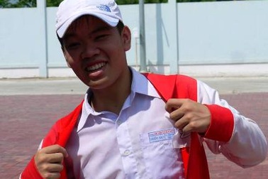 Chàng trai “tóm tắt” Truyện Kiều đỗ cả 2 khối vào ĐH Ngoại thương TPHCM