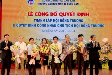 Ai là người đứng đầu cơ sở giáo dục đại học công lập?