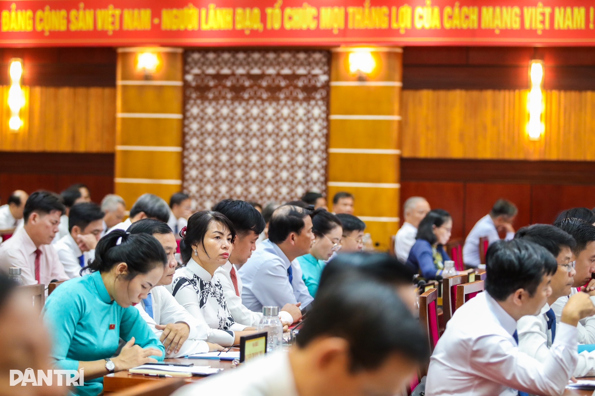 HĐND tỉnh Tây Ninh thông qua 14 nghị quyết về phát triển kinh tế - xã hội - 1 HĐND tỉnh Tây Ninh thông qua 14 nghị quyết về phát triển kinh tế - xã hội - 1