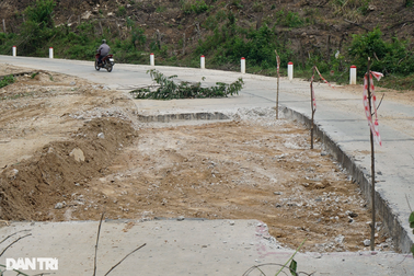 Chủ tịch tỉnh Bình Định lên tiếng về đường chưa bàn giao đã nứt hỏng