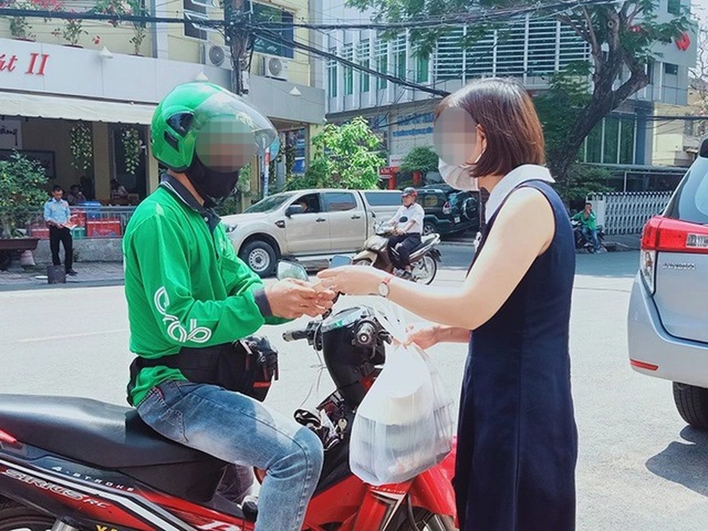 Quá áp lực khi đi làm thêm, nhiều sinh viên trả giá đắt - 2 Quá áp lực khi đi làm thêm, nhiều sinh viên trả giá đắt - 2