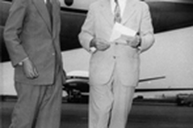 Cha đẻ của “hố đen” qua đời