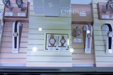 Trung tâm mua sắm Asean ở Quảng Ninh: Đồng hồ hàng hiệu “rởm” bán giá 400 triệu đồng