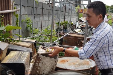 Khu dân cư đổ bệnh vì "nuôi" muỗi sốt xuất huyết