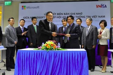 Microsoft bắt tay VNISA hỗ trợ bảo mật an ninh cho Việt Nam