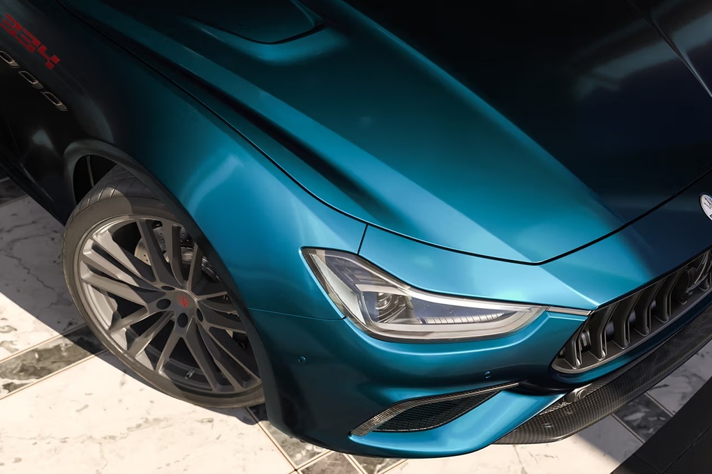 Maserati Ghibli 334 Ultima ra mắt, lập kỷ lục sedan nhanh nhất thế giới - 5 Maserati Ghibli 334 Ultima ra mắt, lập kỷ lục sedan nhanh nhất thế giới - 5