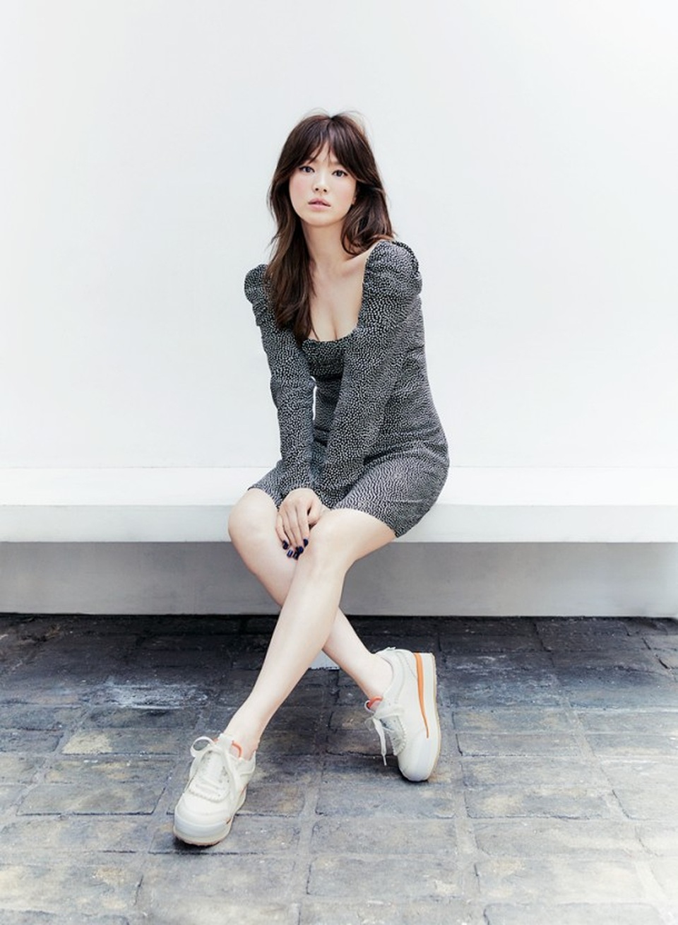Hậu ly hôn: Song Hye Kyo sống an yên, gia đình Song Joong Ki lạnh nhạt - 9 Hậu ly hôn: Song Hye Kyo sống an yên, gia đình Song Joong Ki lạnh nhạt - 9