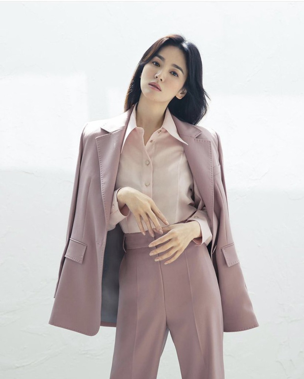 Cao chưa đến 160 cm, Song Hye Kyo vẫn biết hack dáng đỉnh cao - 8 Cao chưa đến 160 cm, Song Hye Kyo vẫn biết hack dáng đỉnh cao - 8