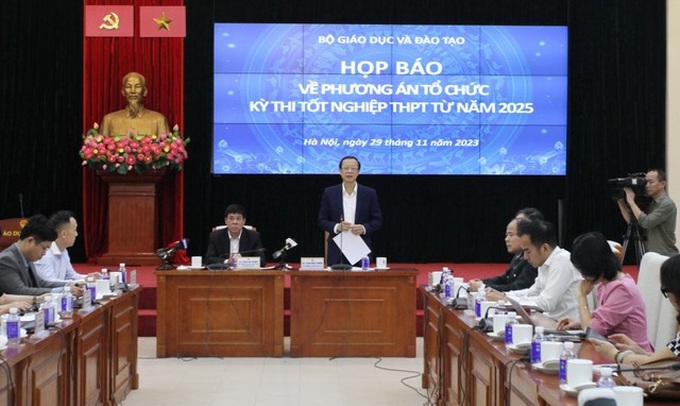 Bộ GD&ĐT họp báo công bố phương án thi tốt nghiệp THPT từ năm 2025.