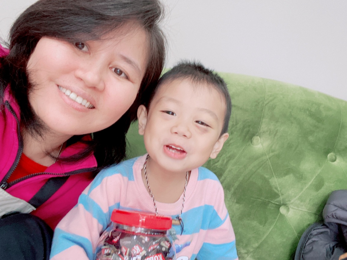 Ngôi nhà dã chiến của những mảnh đời bất hạnh - 4 Ngôi nhà dã chiến của những mảnh đời bất hạnh - 4