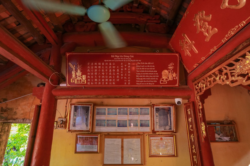 Nhà cổ gỗ lim chứa toàn “báu vật” độc nhất của dòng họ nức tiếng Hà Thành - 9 Nhà cổ gỗ lim chứa toàn “báu vật” độc nhất của dòng họ nức tiếng Hà Thành - 9