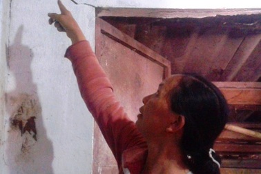 Bình Định: 400 hộ dân chờ… đền bù nhà nứt