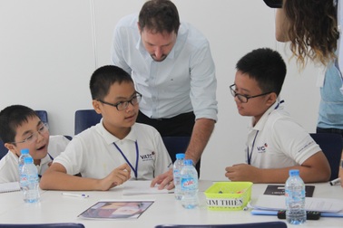 Tâm sự mẹ 8x Sài Gòn chọn lớp học hè cho con