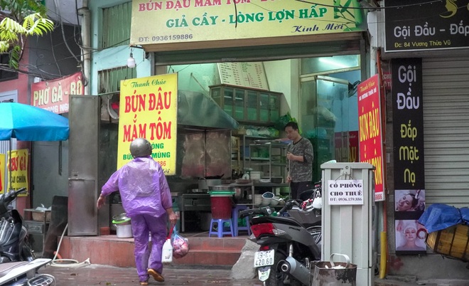 Hà Nội trong ngày đầu tiên nới lỏng cách ly xã hội - 14 Hà Nội trong ngày đầu tiên nới lỏng cách ly xã hội - 14