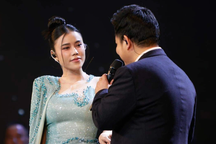 Ca sĩ Hồng Gấm: "Được anh Quang Lê chỉ dạy, tôi tự tin hơn khi hát bolero"