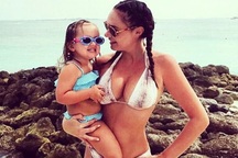 Tamara Ecclestone hầu như không rời con gái suốt 3 năm qua