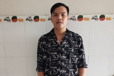 Giả danh nhân viên ngân hàng chiếm đoạt tiền ủng hộ lũ lụt