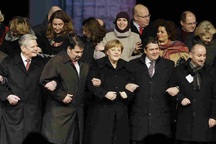 Tổng thống, Thủ tướng Đức dự lễ cầu nguyện của cộng đồng Hồi giáo