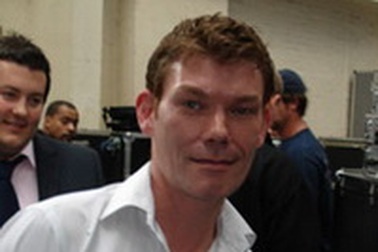 Hack hàng ngàn máy tính Bộ Quốc phòng Mĩ với.. modem 56k