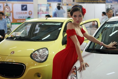 Doanh nghiệp nhập khẩu ô tô lao đao