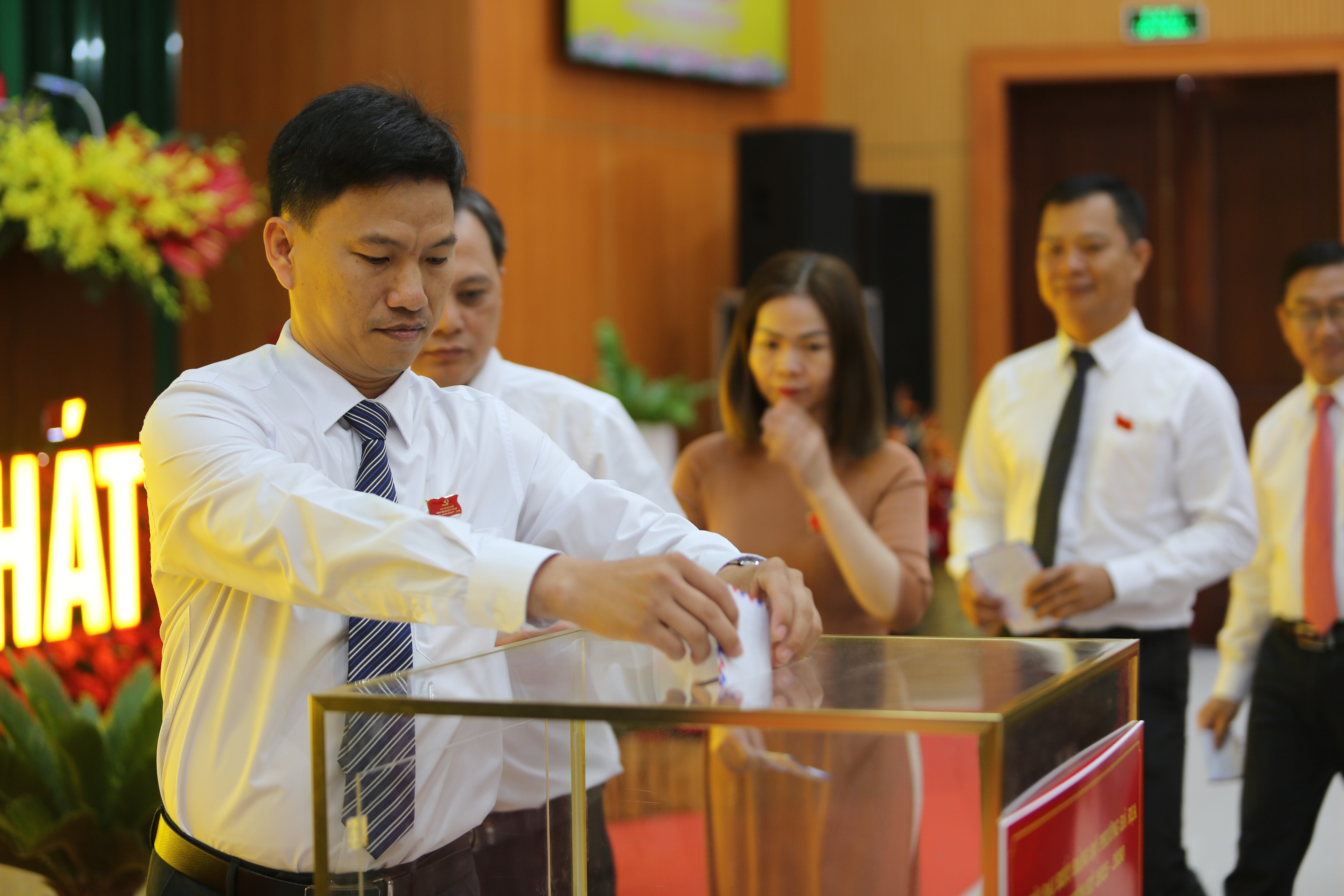 Chính quyền và nhân dân đồng lòng phát triển địa phương - 4