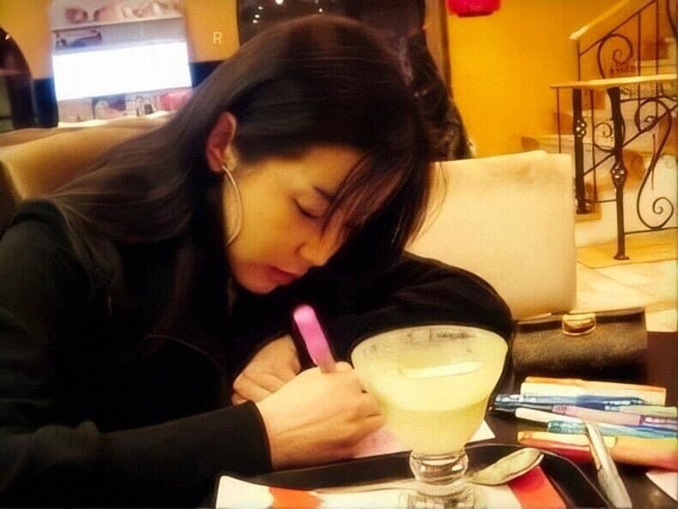 Park Bom xuất hiện xinh đẹp, khoe giảm 11kg vào năm mới - 6 Park Bom xuất hiện xinh đẹp, khoe giảm 11kg vào năm mới - 6