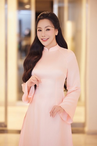 Hồ Quỳnh Hương tuổi 45: Ăn chay trường, lấy chồng doanh nhân - 10