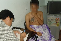 Góc khuất người mẫu nam và những cám dỗ tiền bạc, xác thịt