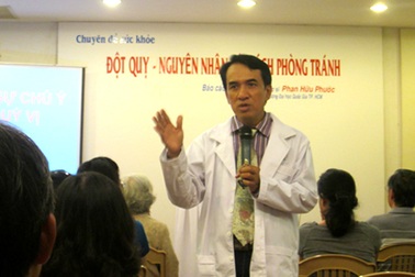 Đừng nhầm đột quỵ với trúng gió