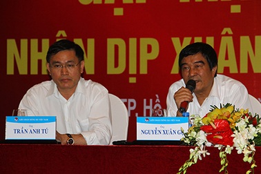 Phó chủ tịch Nguyễn Xuân Gụ bị chỉ trích "không xây dựng VFF"