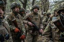 Rộ tin Ukraine tập hợp quân chuẩn bị tấn công qua biên giới Nga